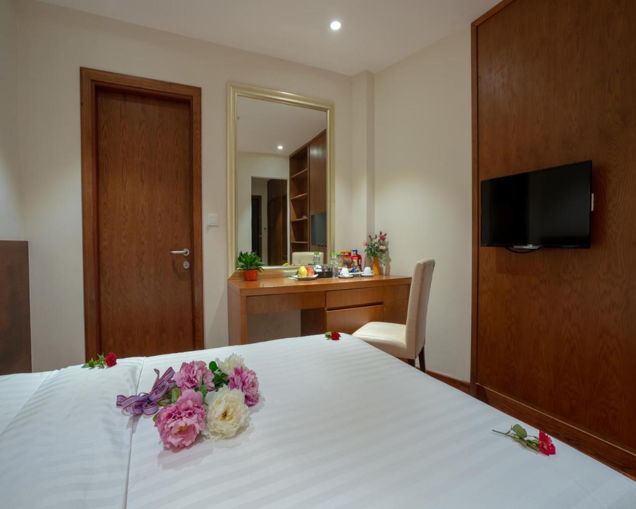 Hovi Universal - My Hotel Ханой Екстер'єр фото