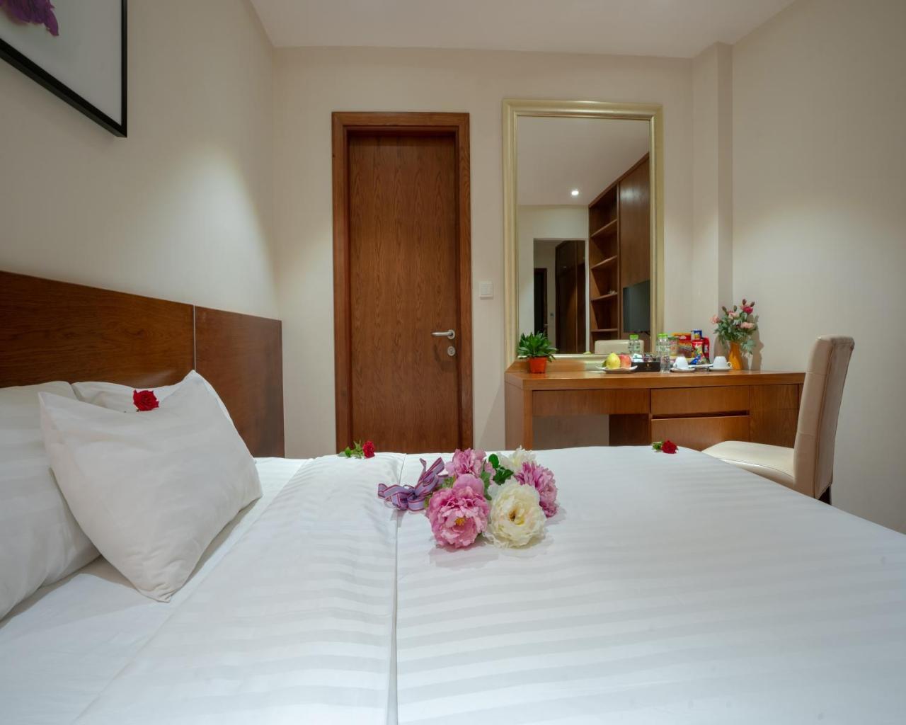 Hovi Universal - My Hotel Ханой Екстер'єр фото